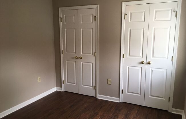 2 beds, 1 bath, $1,195, Unit Building A Unit 9