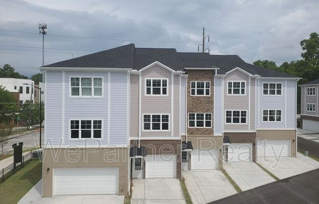2002 OCEAN DR NW
