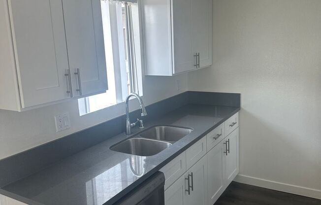 1 bed, 1 bath, $2,195, Unit 317