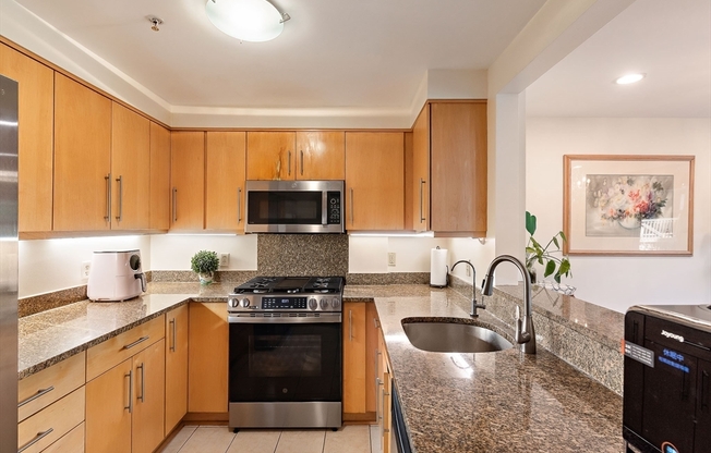 2 beds, 2 baths, 1,187 sqft, $5,800, Unit 304
