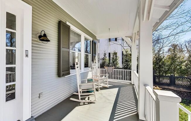 Palisades, NW Washington, DC - Beautiful 4BR 3Bath House