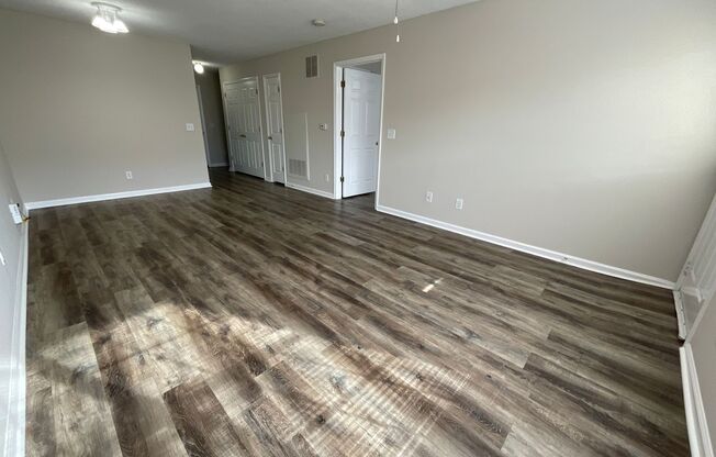 1 bed, 1 bath, 765 sqft, $1,075, Unit 2700-3