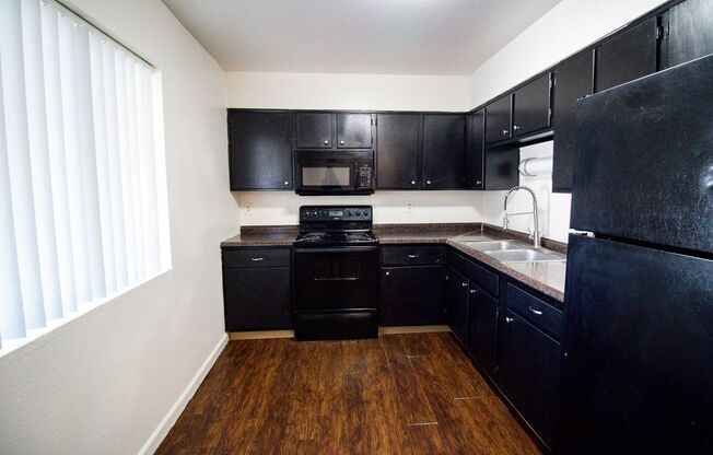 2 beds, 1 bath, 880 sqft, $1,175, Unit 309