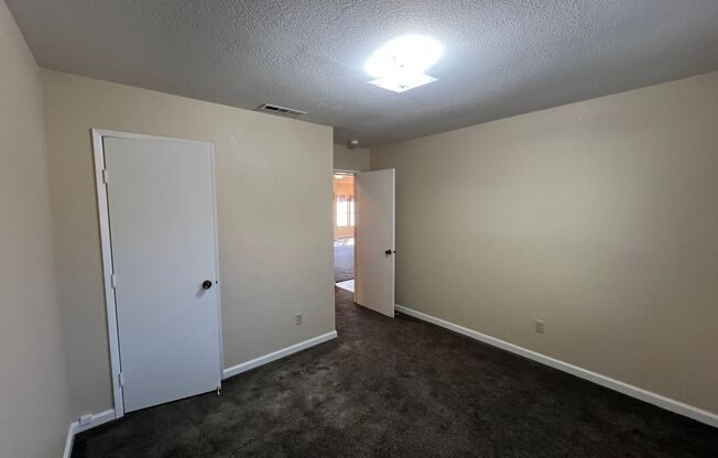 2 beds, 2 baths, $1,895