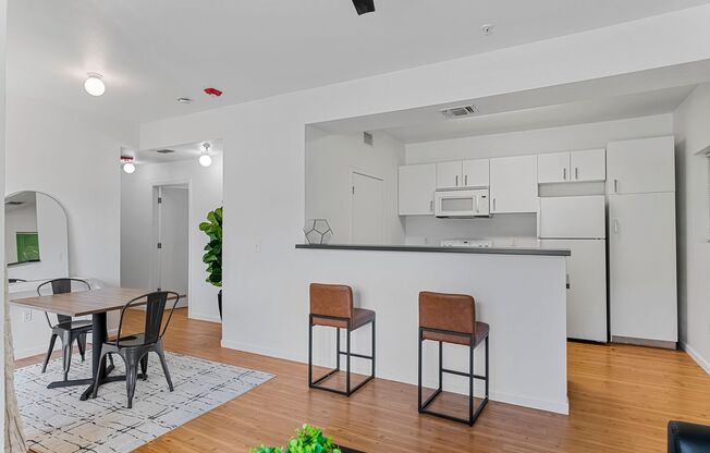 2 beds, 2 baths, 480 sqft, $680, Unit 112 - 2 Bedroom