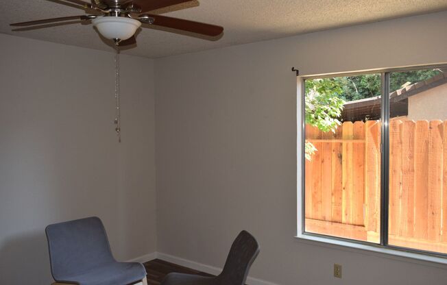 3 beds, 2 baths, $2,600