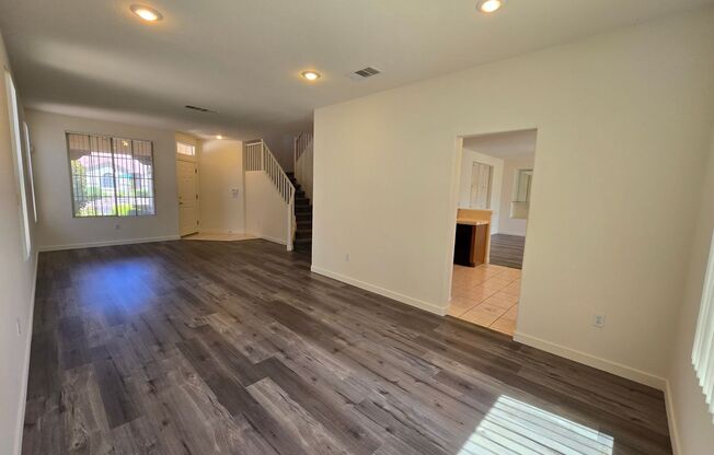3 beds, 3 baths, $2,395