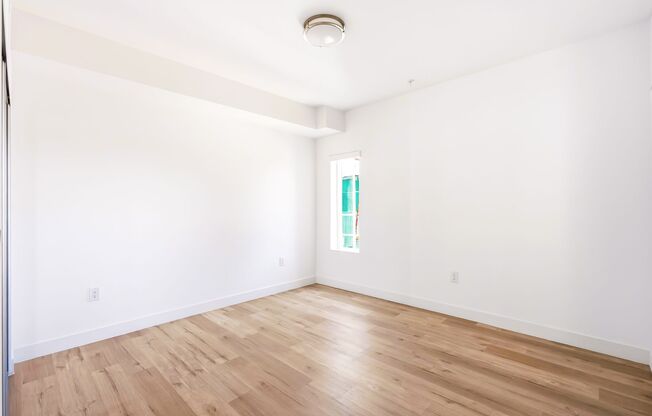 2 beds, 2 baths, 1,037 sqft, $2,950, Unit 301