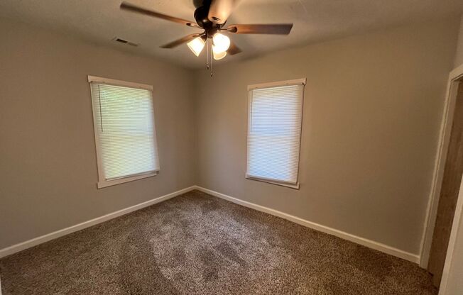 3 beds, 1 bath, $1,175