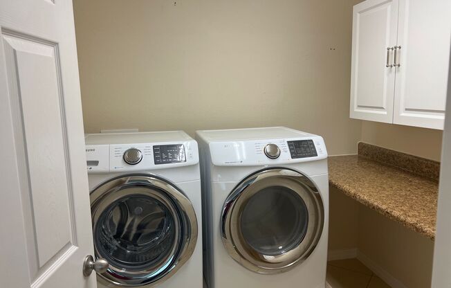 4 beds, 2.5 baths, $2,799