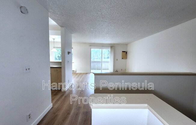 45 NE Torval Canyon Rd