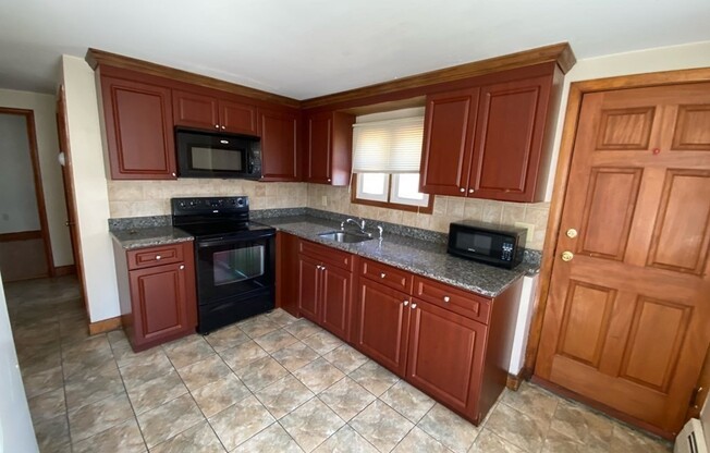 3 CHANDLER RD