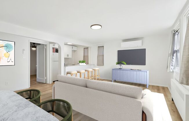1 bed, 1 bath, 620 sqft, $995, Unit 126