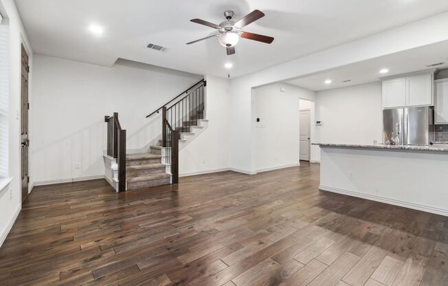 Charming Townhome in the Coveted Viridian Community!