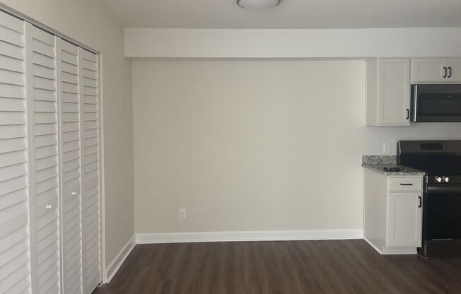 1 bed, 1 bath, 775 sqft, $1,508, Unit 1111LsK