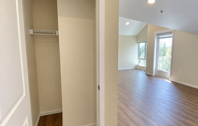 2 beds, 2 baths, 900 sqft, $2,950, Unit 5502-A