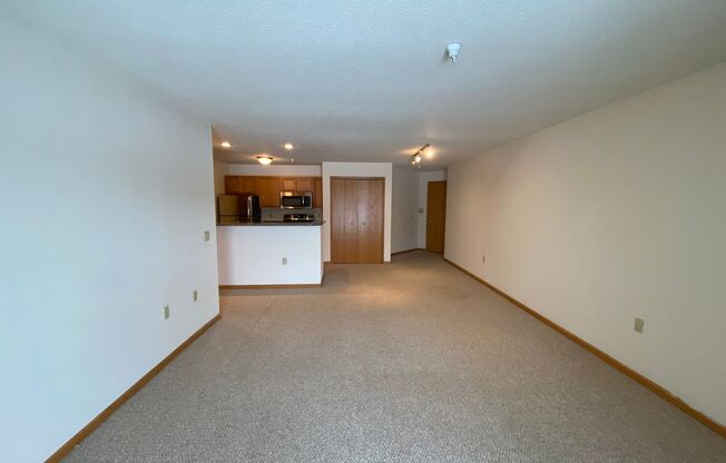 1 bed, 1 bath, 795 sqft, $1,575, Unit 2898-201