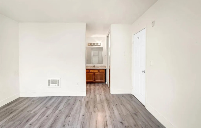 1 bed, 1 bath, $1,750