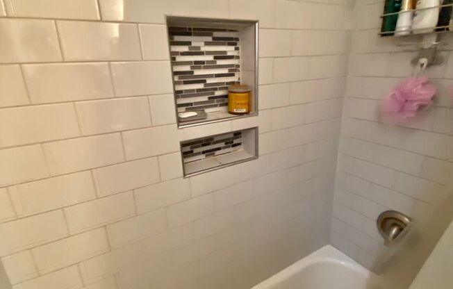 1 bed, 1 bath, $1,995, Unit # 106