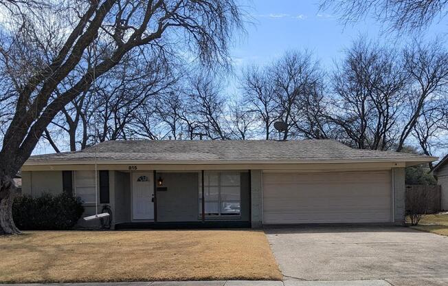 815 WISTERIA WAY