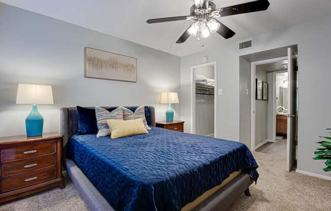 Bedroom With Ceiling Fan at Southern Oaks, Texas, 76132