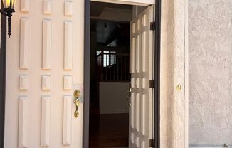 Welcome to this stunning 2 bedroom 2.5 bath located in Woodland Hills,