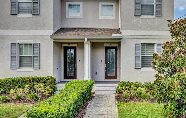 Spacious 4BR/3BA South Tampa Townhome with detached 2 car garage