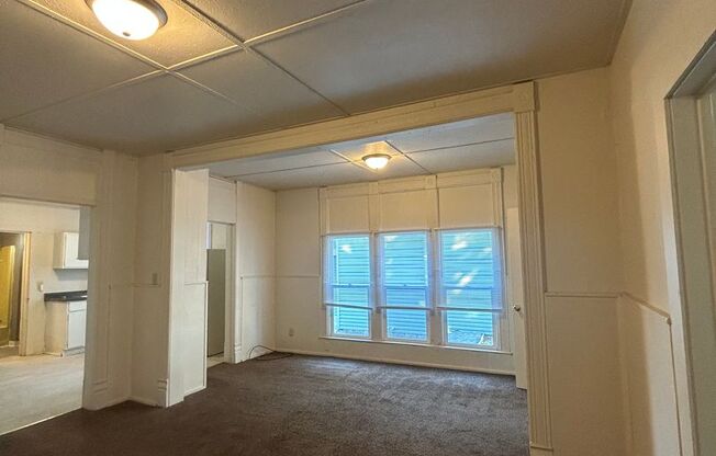 1 bed, 1 bath, 600 sqft, $749, Unit Unit 2