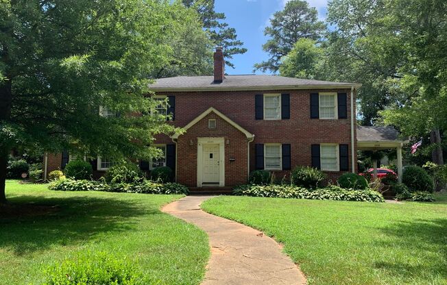 Beautiful Two Bedroom Duplex in Myers Park!!