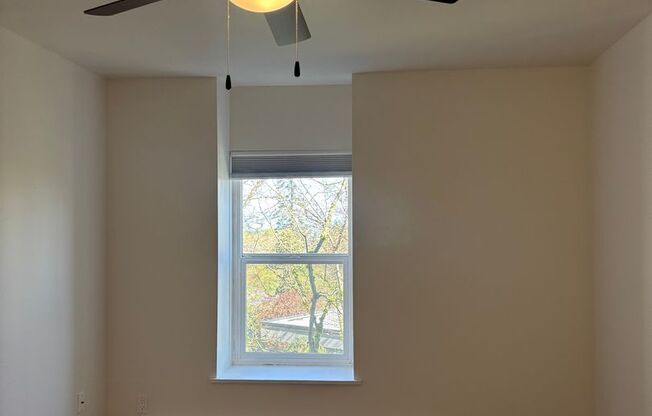 1 bed, 1 bath, 800 sqft, $2,095, Unit 3520 - 309