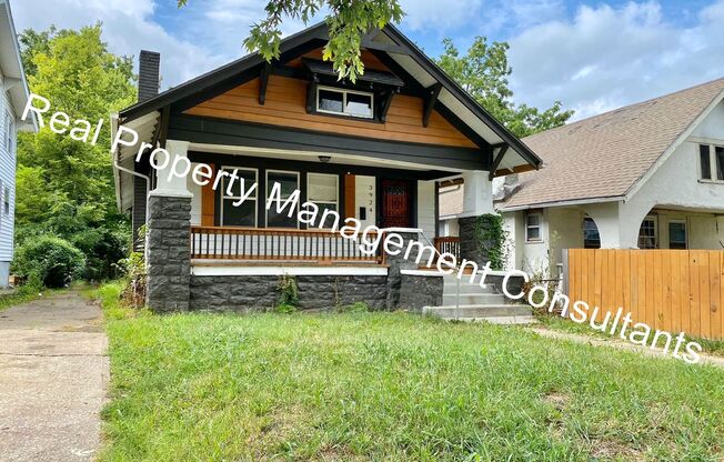 3 Bedroom with Rocking Chair Front Porch