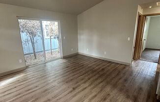 2 beds, 1 bath, $1,495