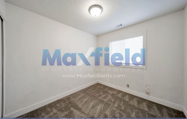 2 beds, 1 bath, $1,300, Unit 1283