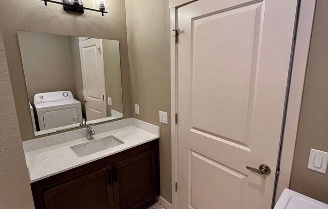 1 bed, 1 bath, 728 sqft, $1,795, Unit 309