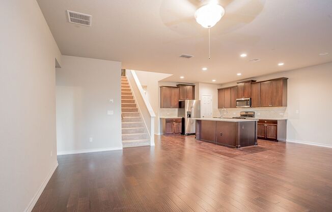 1348 Eagle Ray St