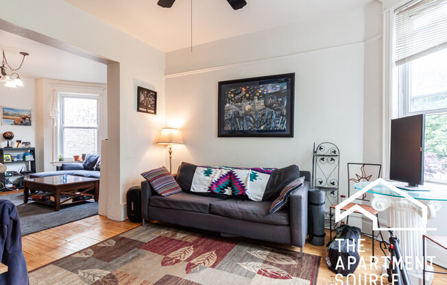 1245 W Newport Ave, Chicago IL 1