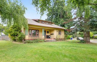 501 NE 3rd St.