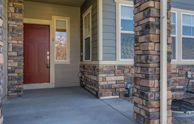 Stunning 3 bedroom 2.5 Bath in Commerce City!