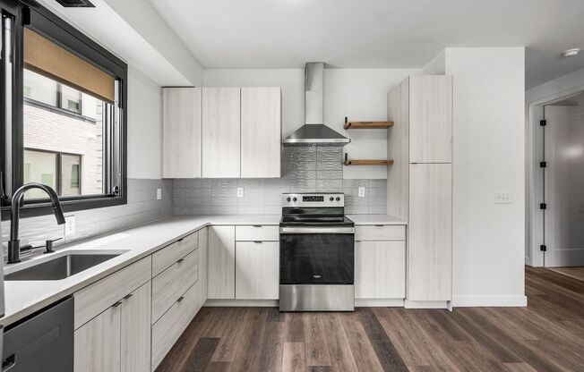 2 beds, 1 bath, 725 sqft, $1,945, Unit 311 - Lofted