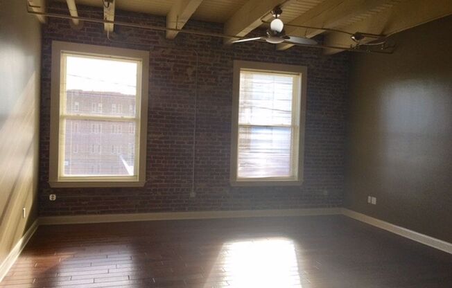 Studio, 1 bath, 442 sqft, $1,335, Unit 419