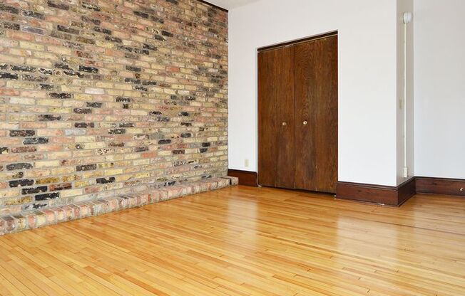 1 bed, 1 bath, 410 sqft, $1,100, Unit 9 - 303