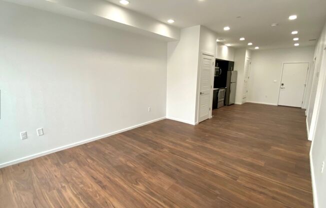 1 bed, 1 bath, 518 sqft, $1,750, Unit 304