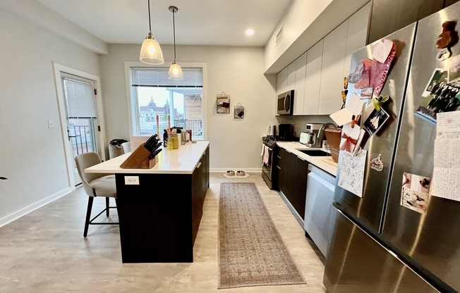 1 bed, 1 bath, 785 sqft, $3,100, Unit 307