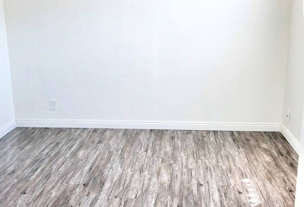 4558 W 173rd Street