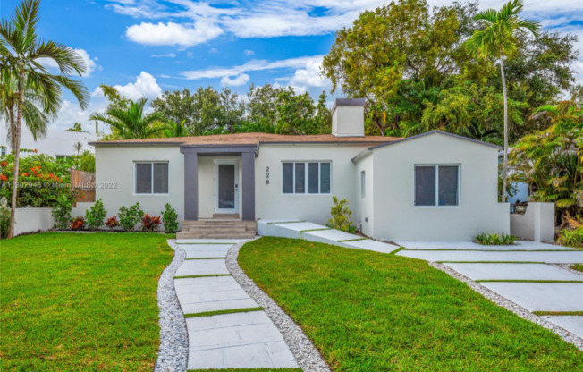228 SW 25 RD