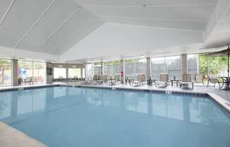 Indoor resort-style swimming pool - Hampshire Green Apartments