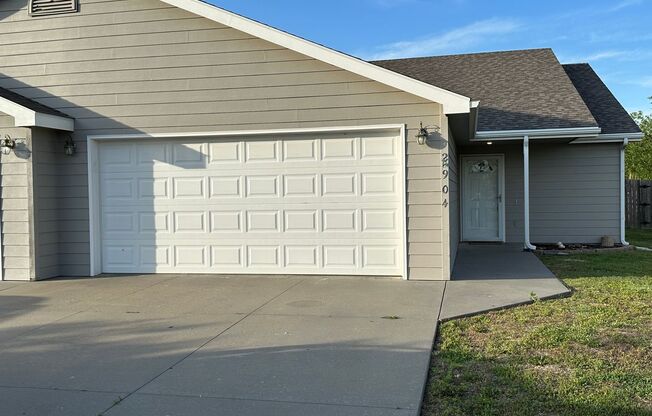 2904 BROOKVILLE DR