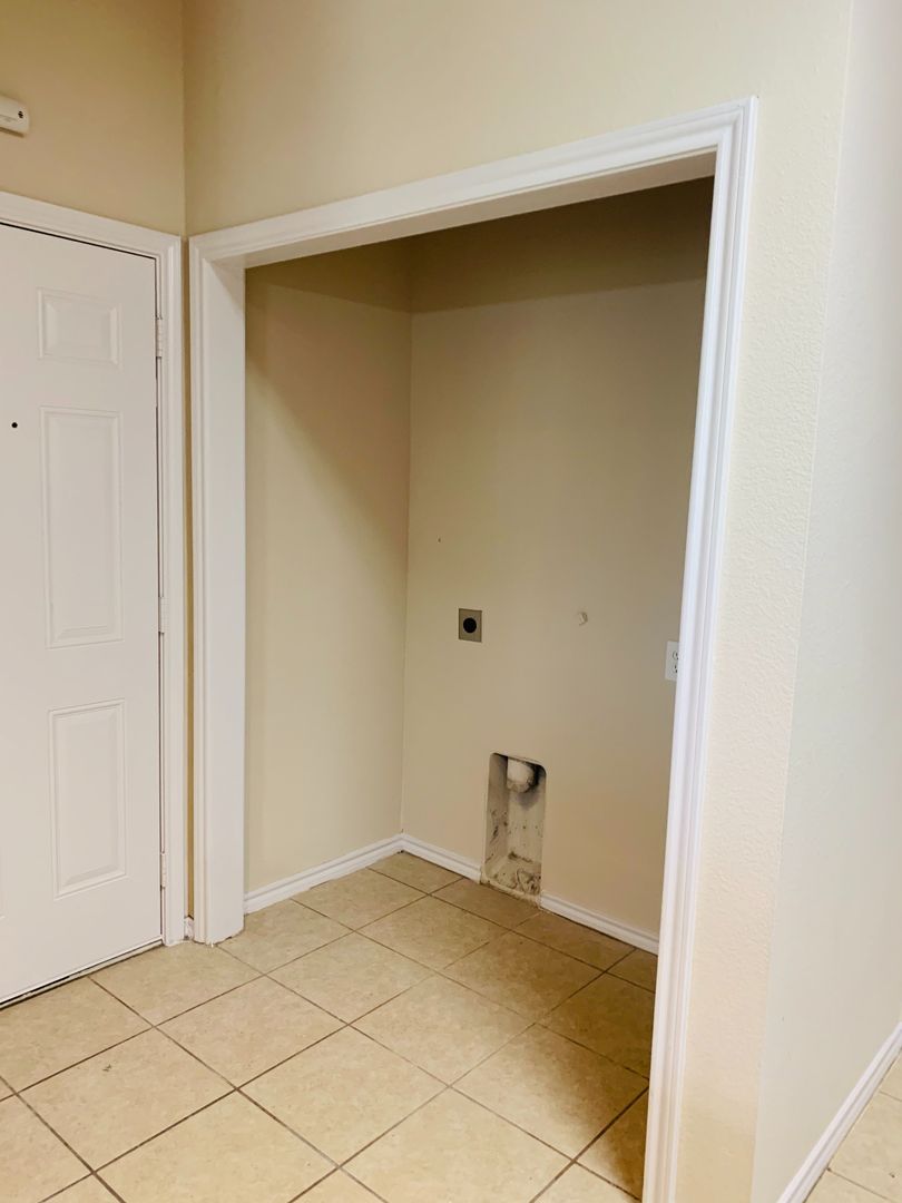 3/2 Duplex in Arlington