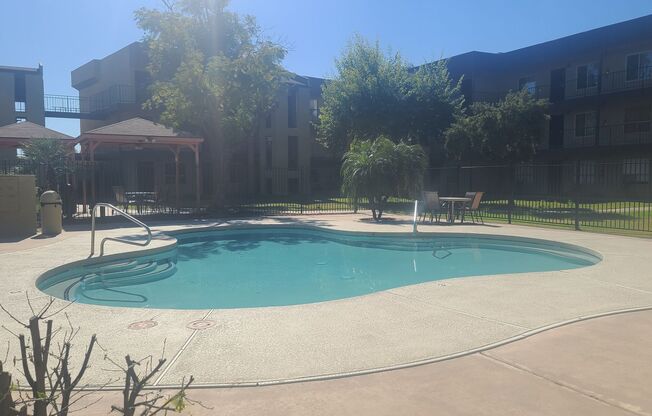 2 beds, 2 baths, $1,295, Unit # 167