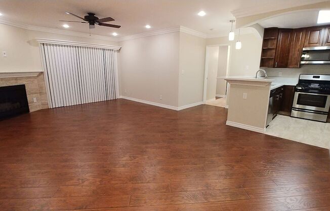 1 bed, 1 bath, 890 sqft, $2,550, Unit 114